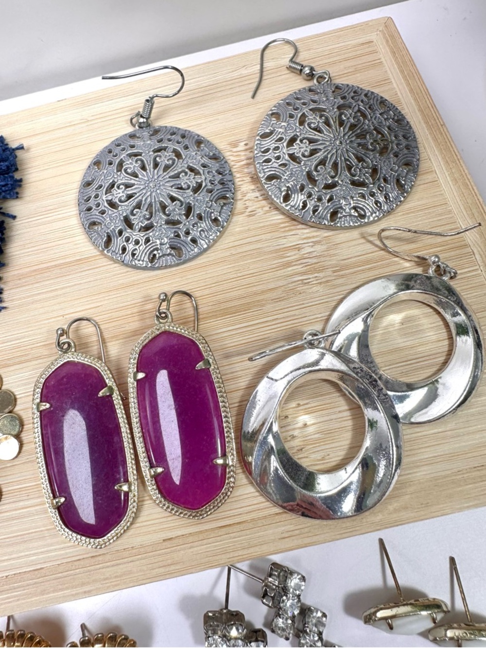 ❤️Earring Essentials Bundle (including MOP Kendra Scott Studs!) - 16 pairs - Picture 8 of 15